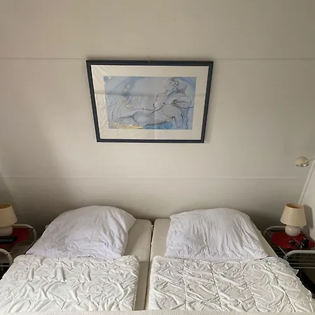 Mit Gepflegtem Garten In By Interhome بيت للعطل *