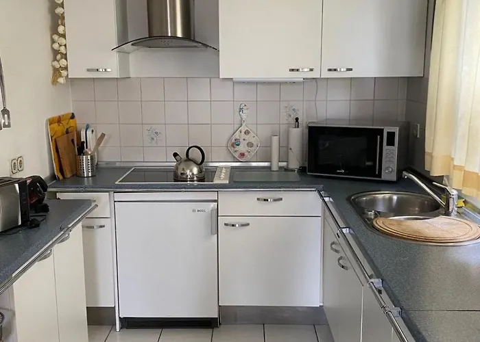 بيت للعطل Mit Gepflegtem Garten In By Interhome *