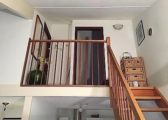 Mit Gepflegtem Garten In By Interhome بيت للعطل *